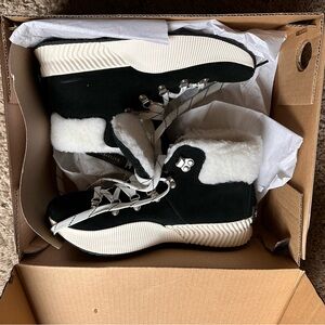 Women's sorel waterproof Out N About III Conquest